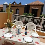 Apartament Mit Beheiztem Gemeinsamem Pool By Interhome