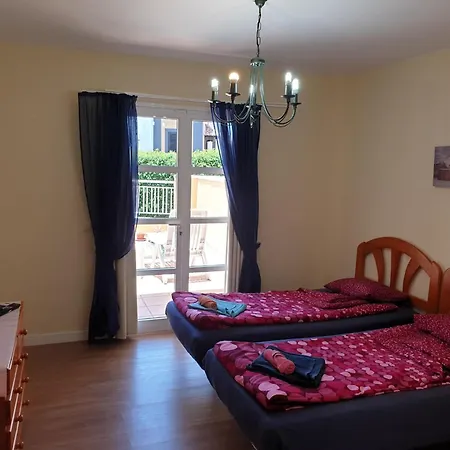 דירה Mit Beheiztem Gemeinsamem Pool By Interhome אדחה